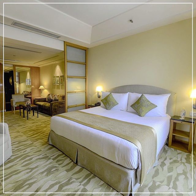 Business Suites